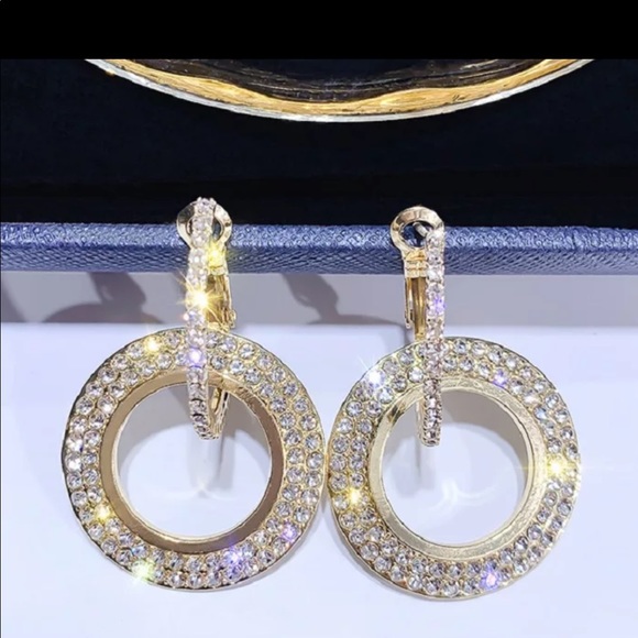 Crystal gold earrings - Picture 2 of 3